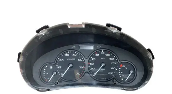 Peugeot Partner Speedometer (instrument cluster) 9662745180 DF096128
