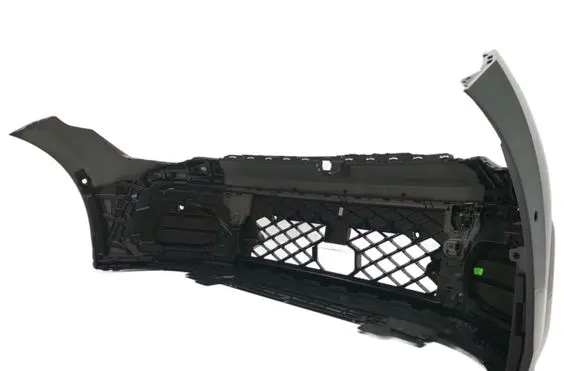 Volkswagen Golf V Front bumper 5H0807221AB
