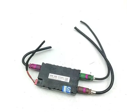 Volkswagen Touareg III USB control unit 760035953