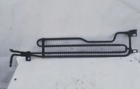 Mercedes-Benz C W204 Power steering radiator A2044601024
