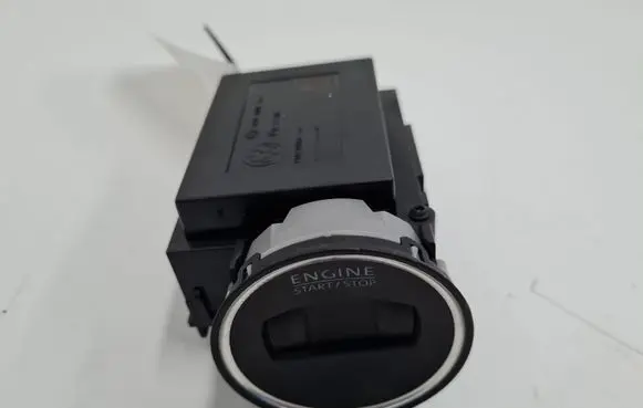 Volkswagen PASSAT B6 Ignition lock 3C0905843N