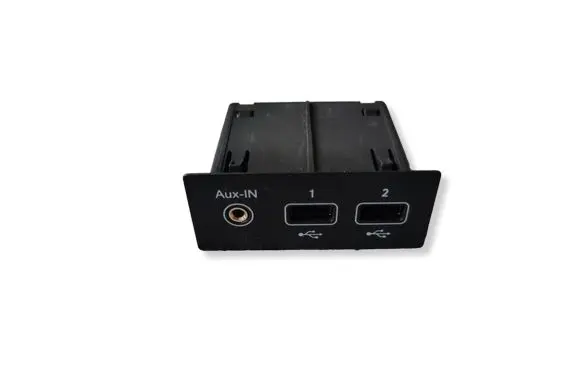 Renault Zoe USB socket connector 280231553R