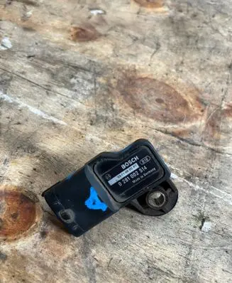 Chrysler Voyager Air pressure sensor 0281002514