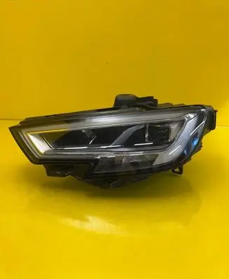 Audi A3 S3 8V Headlight/headlamp 8V0941033C