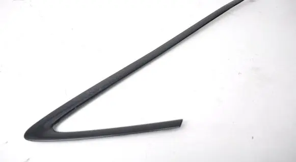BMW 2 F46 Front door windshield rail 