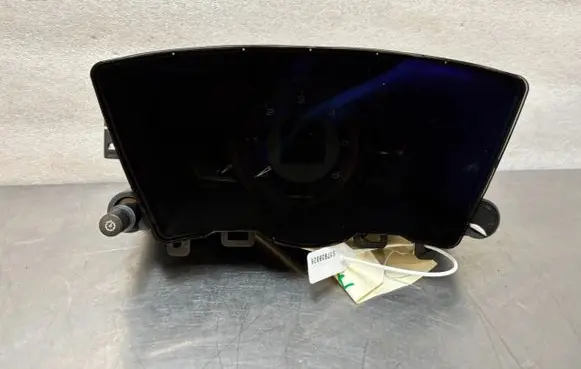 Speedometer (instrument cluster)
