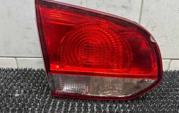 Volkswagen Golf VI Tailgate rear/tail lights 5K0945093J 89090894