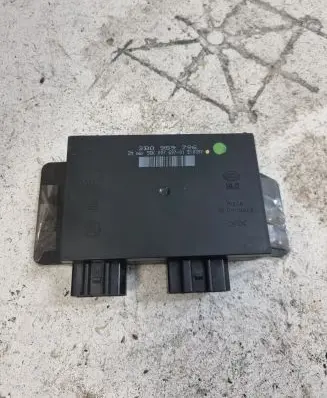Volkswagen PASSAT B5 Comfort/convenience module 3B0959796