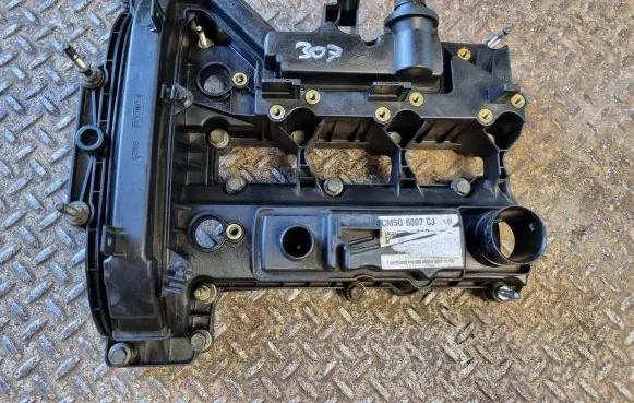 Ford Focus Rocker cam cover CM5G6007CJ