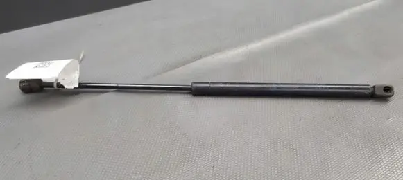 Volkswagen Golf III Tailgate strut 