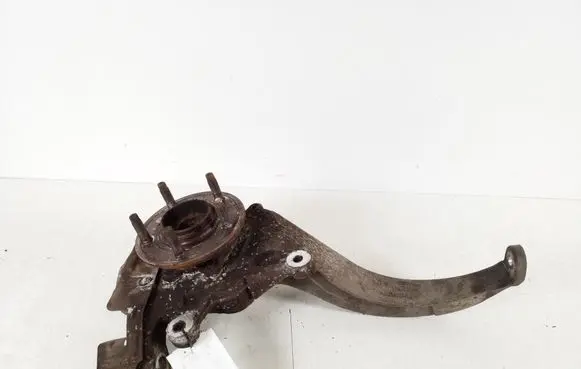 Jaguar XF X250 Front wheel hub