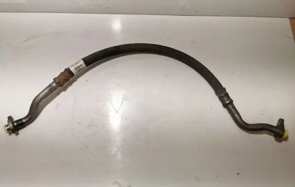 Volvo V60 Air conditioning (A/C) pipe/hose 31332152