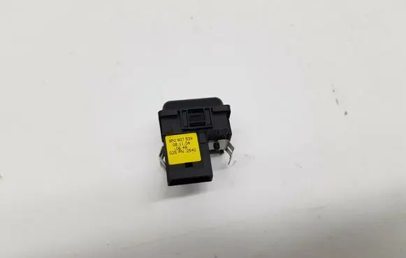 Audi A4 S4 B7 8E 8H Sun solar sensor 8P0907539