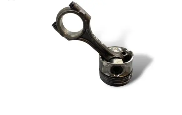 Toyota Avensis T250 Piston with connecting rod 2ADFTV