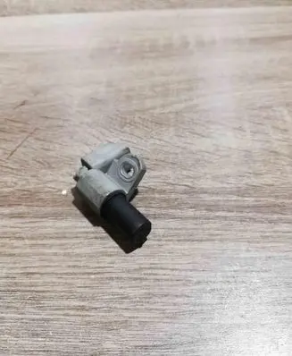 Volvo V50 Camshaft position sensor 9645844080 PEUGOET