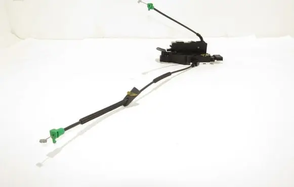 Citroen C3 Front door lock 24090816