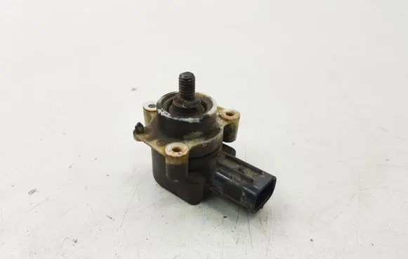 Mazda CX-5 Headlight/headlamp level sensor 