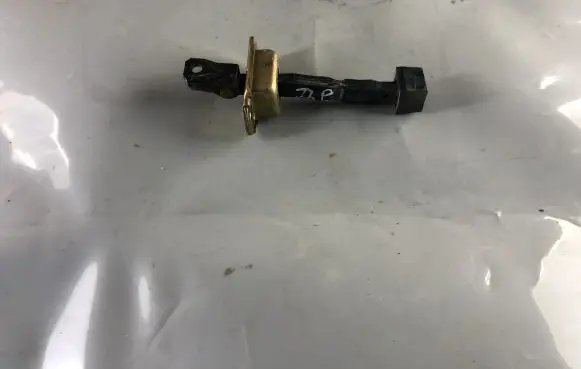 Mitsubishi Pajero Pinin Front door check strap stopper