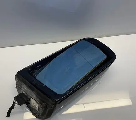Mercedes-Benz E W210 Front door electric wing mirror 