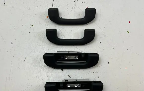 Mercedes-Benz GLC X253 C253 A set of handles for the ceiling A0009069205