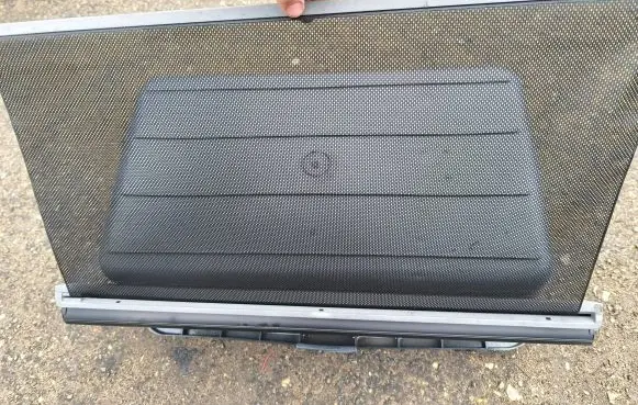 Volkswagen Multivan T5 Estate rear side window sun shade/blind 9902001470