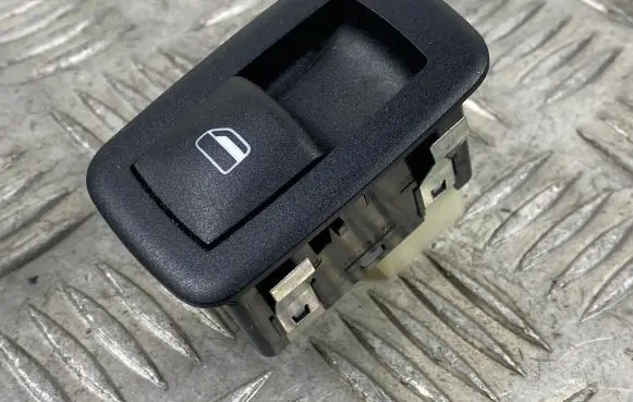 Jeep Grand Cherokee Electric window control switch 68085690AC