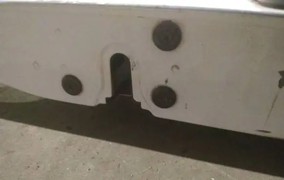 Opel Movano A Front door lock