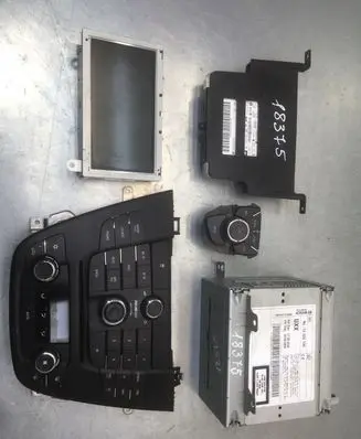 Opel Insignia A Radio/CD/DVD/GPS head unit 13328735 13223793