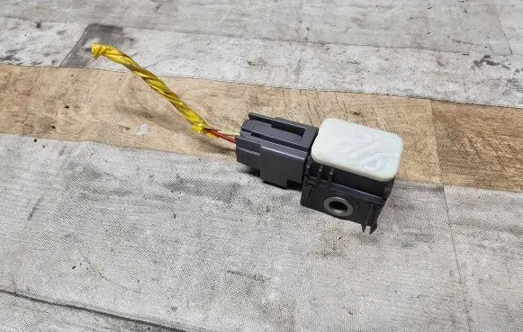 Hyundai Santa Fe Airbag deployment crash/impact sensor 959202B000 17070102 SA320080000