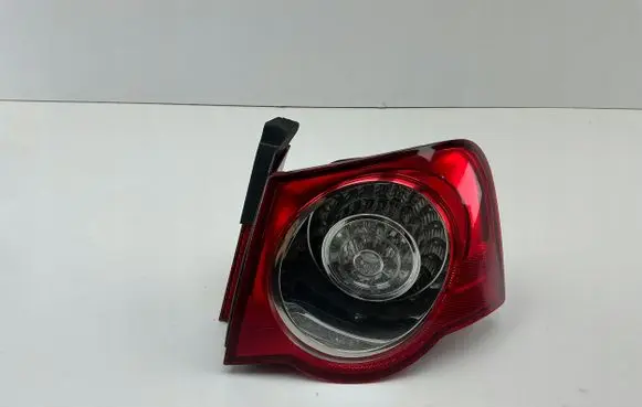 Volkswagen PASSAT B6 Rear/tail lights ZSB3C5945096H