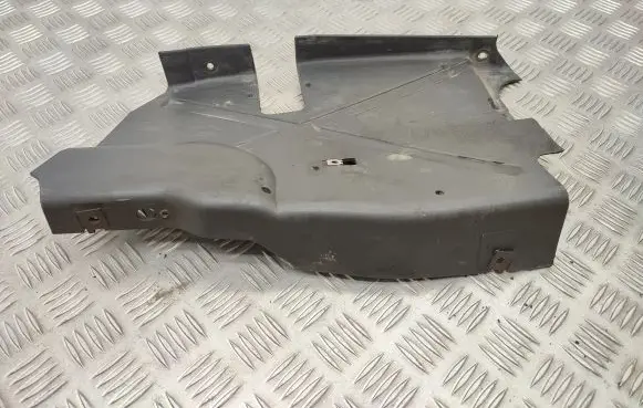 Opel Vivaro Engine splash shield/under tray 8200505043
