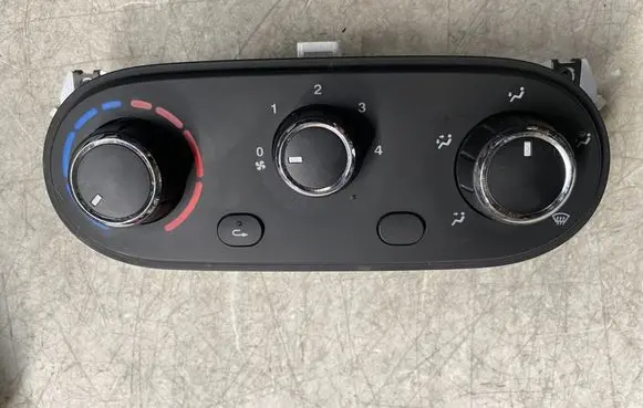 Iveco Daily 6th gen Climate control unit 5S900200