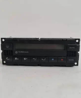 Volkswagen PASSAT B5 Climate control unit