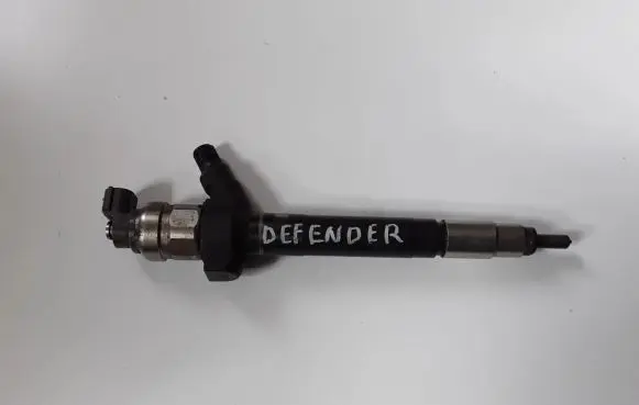 Land Rover Defender Fuel injector 6C109K546BC