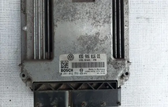 Skoda Superb B5 (3U) Engine control unit/module 03G906016GS
