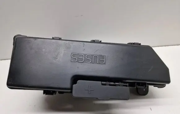 Volvo V70 Fuse box set 9494210