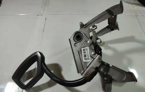 Chevrolet Captiva Handbrake/parking brake lever assembly 7C29AWG