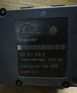 Volkswagen Golf IV ABS Pump 1J0907379G 5WK8468 FMS8D1688C