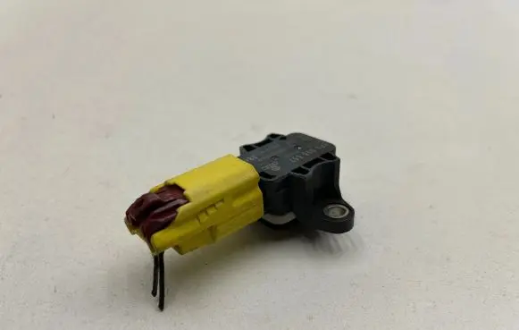 Audi A3 S3 8P Airbag deployment crash/impact sensor 8P0955557 955557