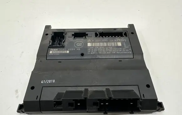 Mercedes-Benz S W221 Seat control module A2218707393