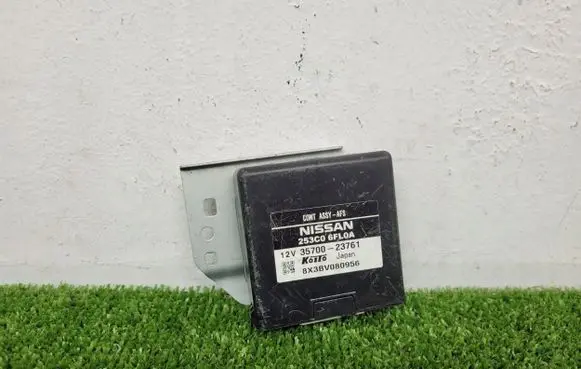 Nissan X-Trail T32 Light module LCM 253c06fl0a