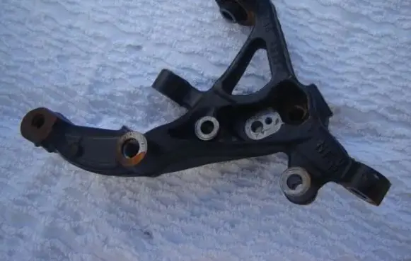 Volkswagen Golf VII Rear wheel hub