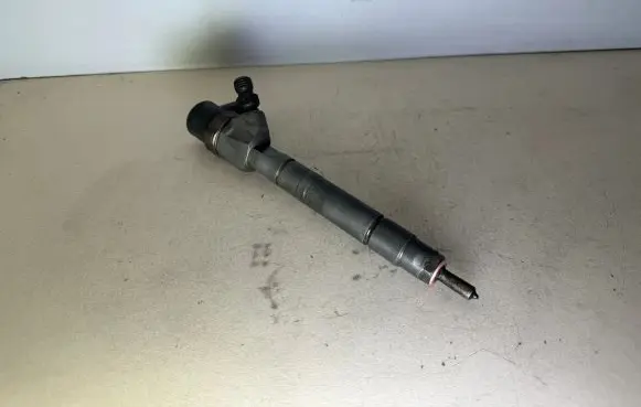Mercedes-Benz ML W163 Fuel injector A6130700887 0445110202