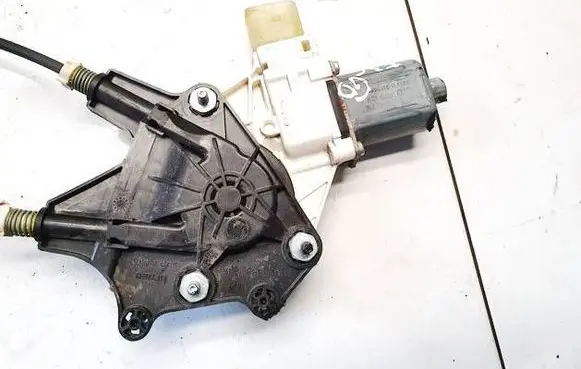 BMW 4 F32 F33 Rear door window regulator motor 0130822515 985159-102