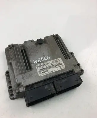 Ford Kuga II Engine control unit/module GV6112A650RB