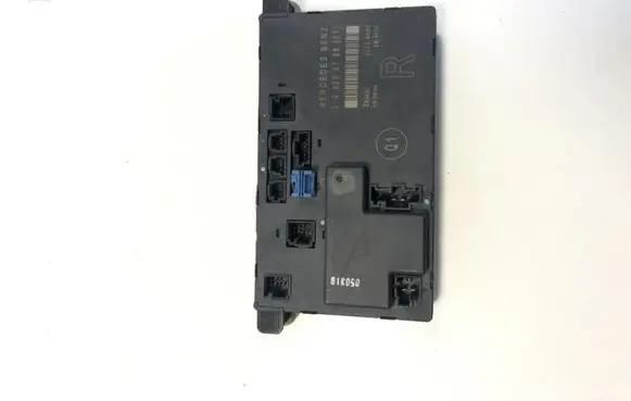 Mercedes-Benz CLS C219 Door control unit/module 2198200726 00005030