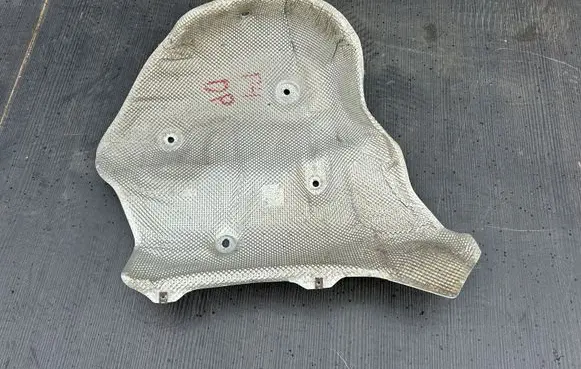 Audi A8 S8 D4 4H Exhaust heat shield 4H0825712C