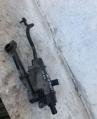 Opel Insignia A Oil breather separator 70367399