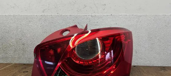 Rear/tail lights