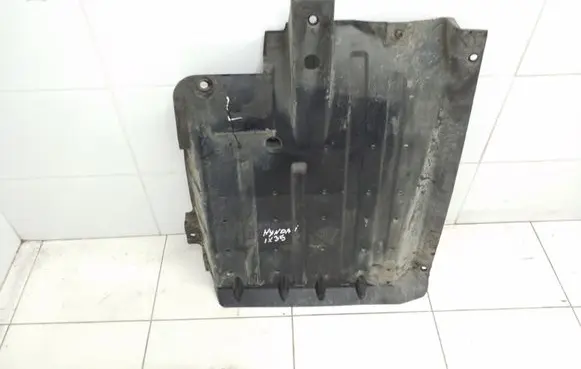 Hyundai ix35 Center/middle under tray cover 841372Z000
